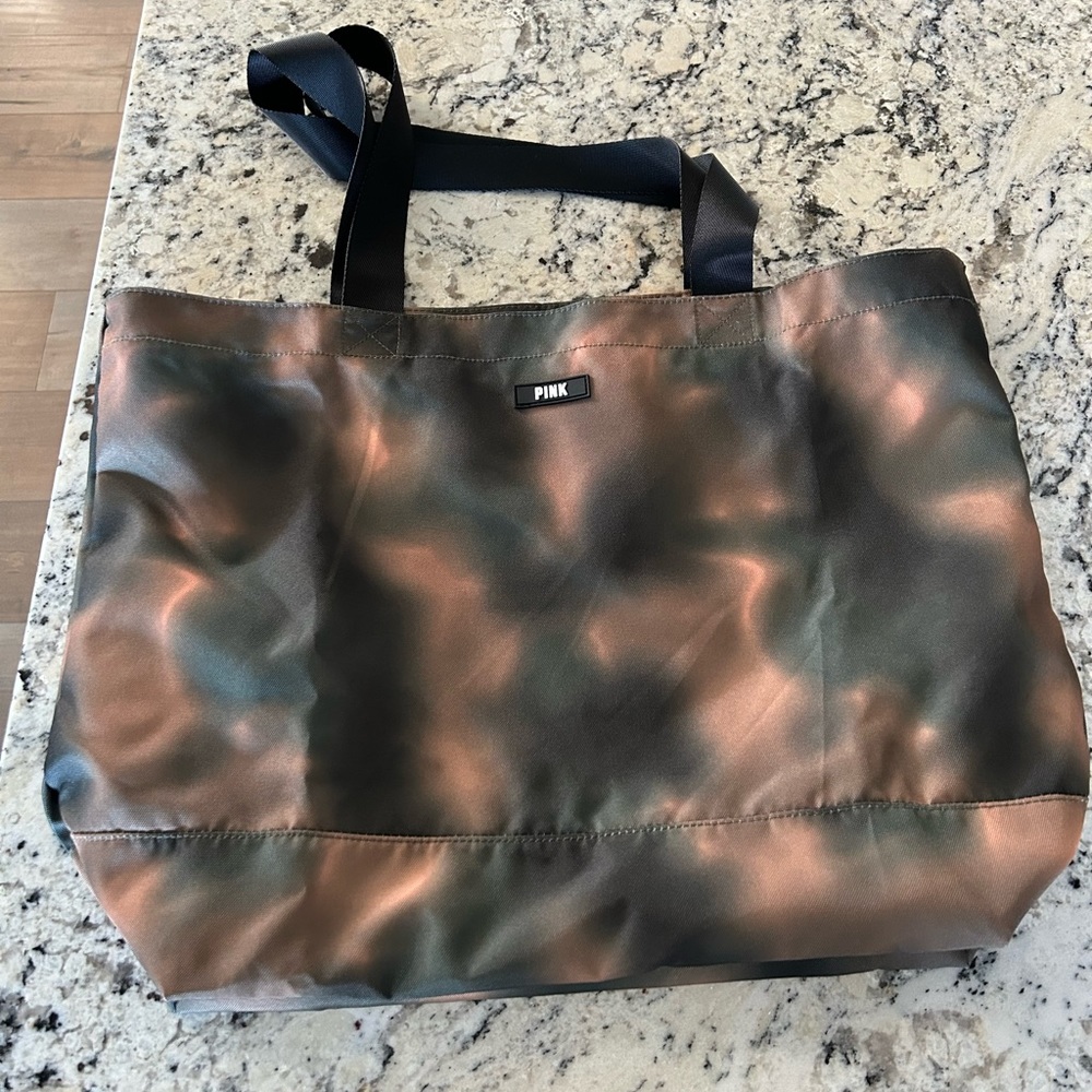 Pink VS camp tote